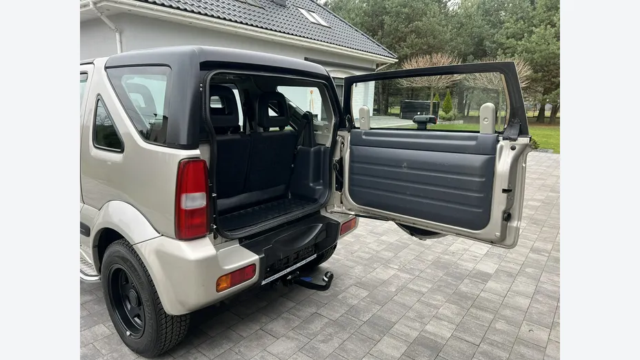 SUZUKI Jimny -