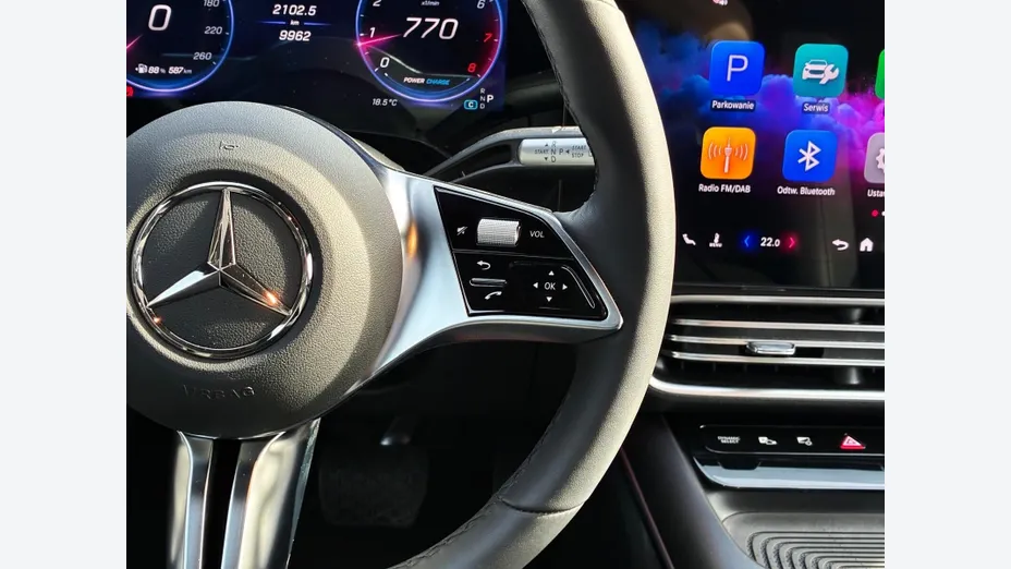 MERCEDES-BENZ CLA -