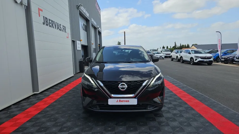 NISSAN Qashqai -