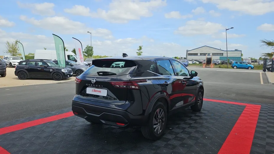 NISSAN Qashqai -