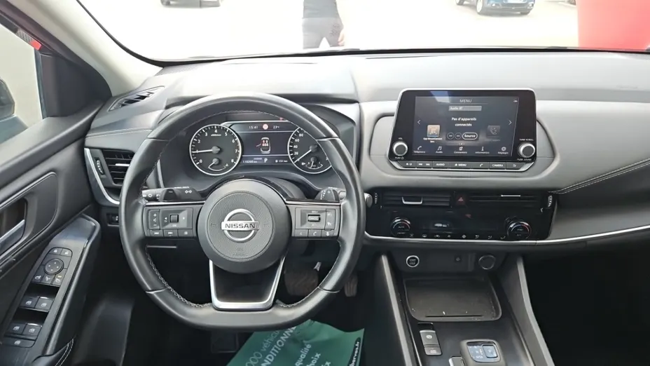 NISSAN Qashqai -