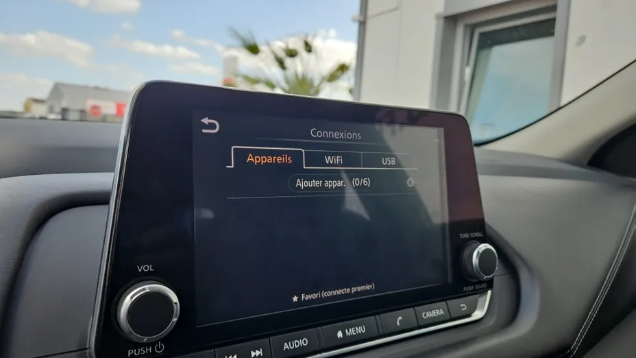 NISSAN Qashqai -