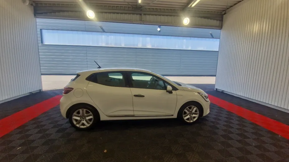 RENAULT Clio -