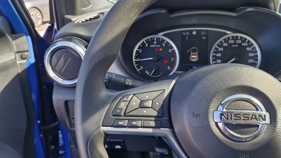 NISSAN Micra -