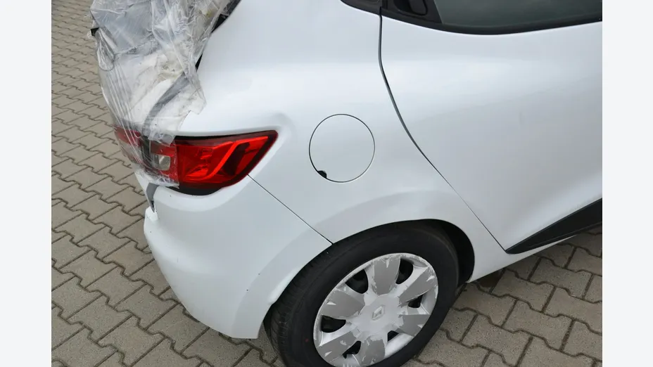 RENAULT Clio -