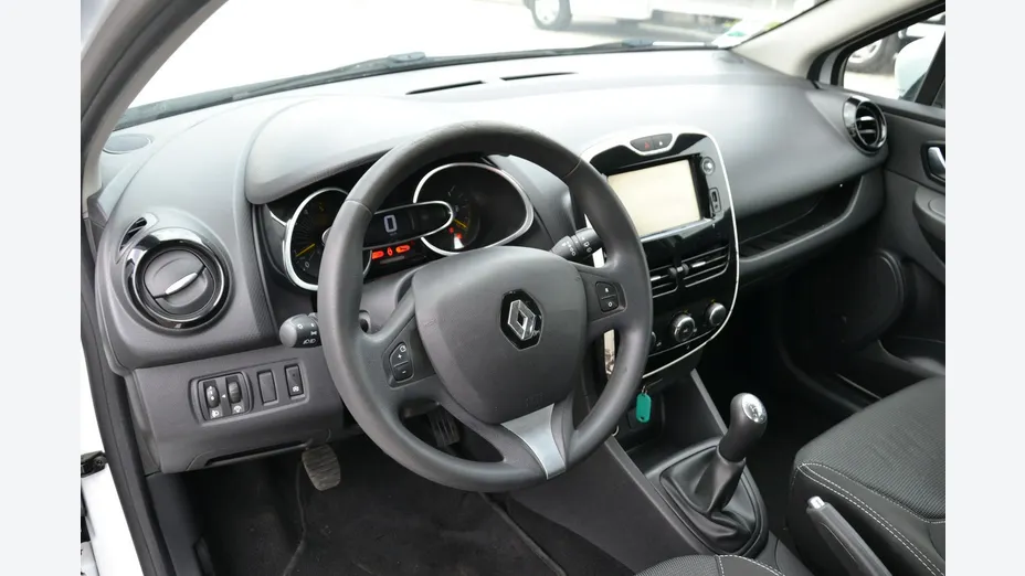RENAULT Clio -