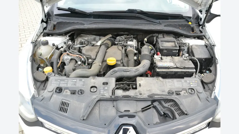 RENAULT Clio -