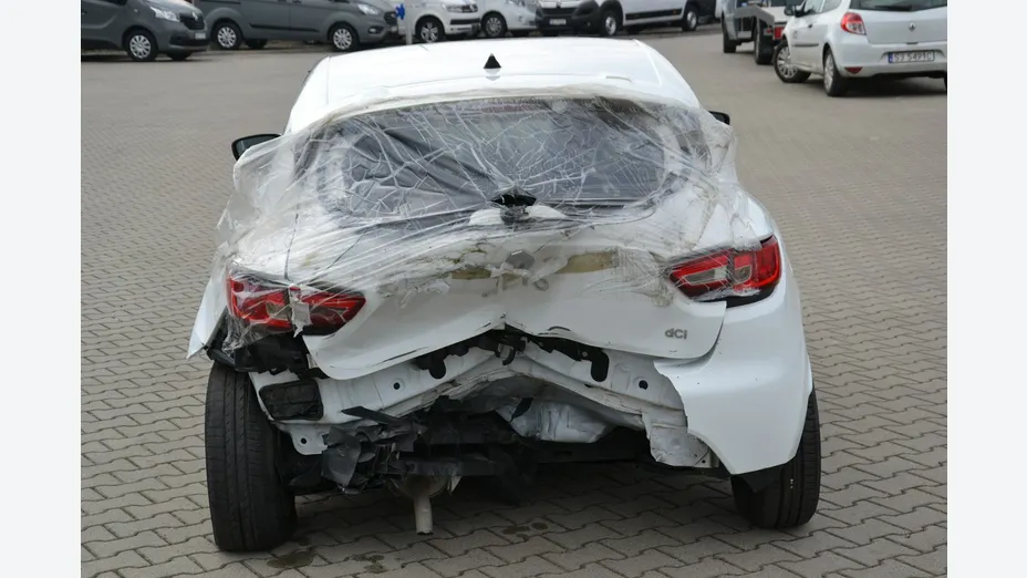 RENAULT Clio -