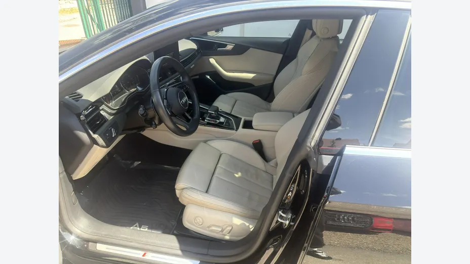 AUDI A5 -