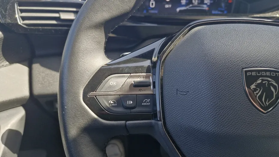 PEUGEOT 308 -