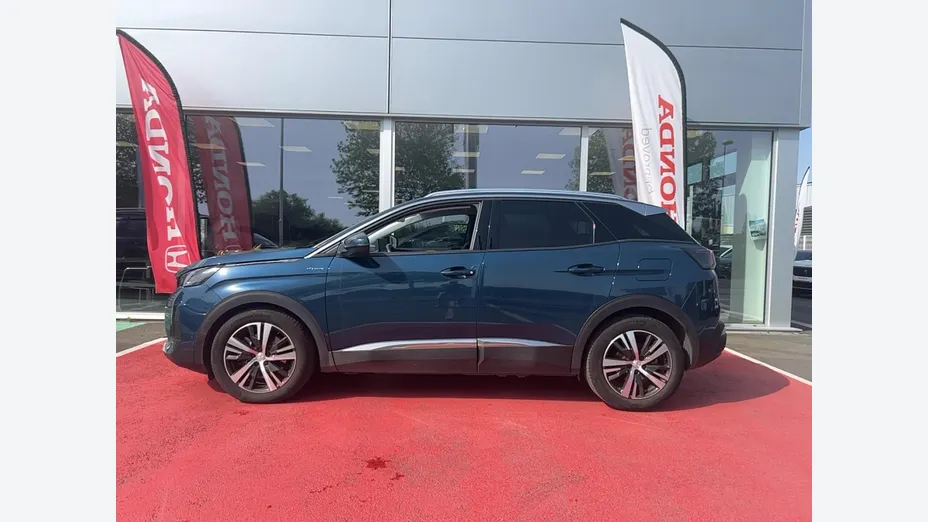 PEUGEOT 3008 -