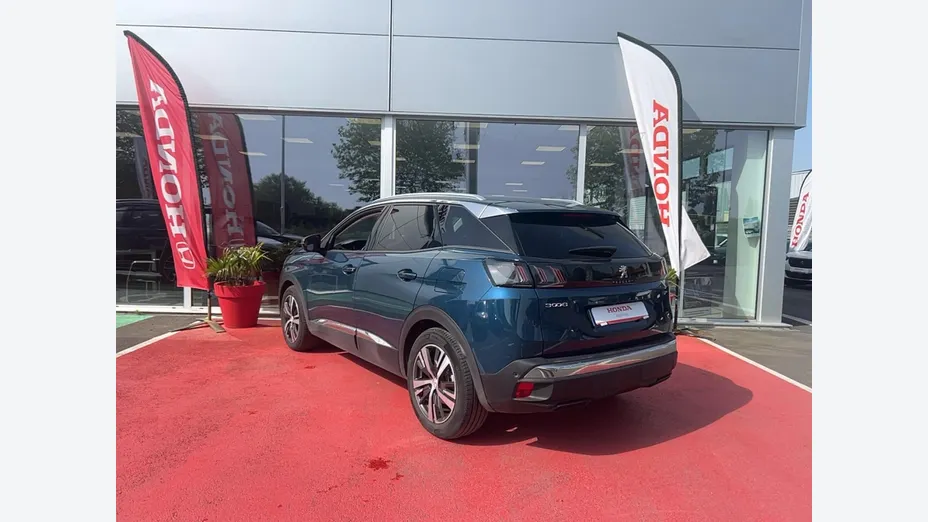PEUGEOT 3008 -