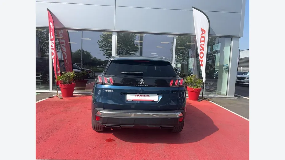 PEUGEOT 3008 -
