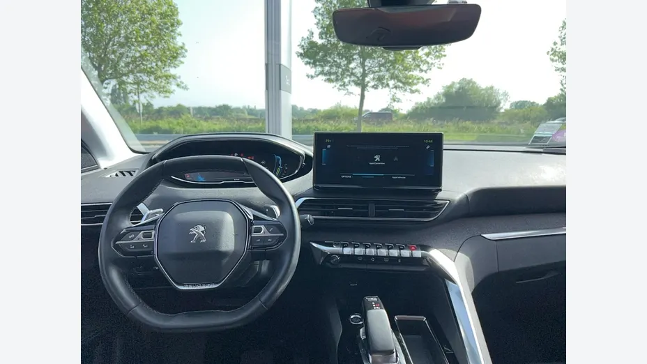 PEUGEOT 3008 -