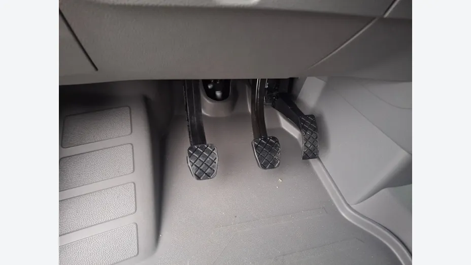 VOLKSWAGEN Crafter Crafter 35 TDI (14,4m3) aut Nowy