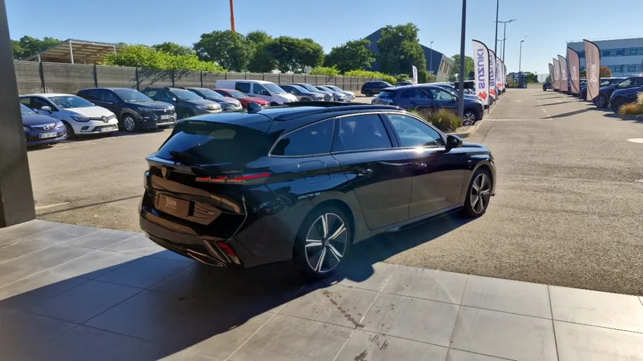 PEUGEOT 308 -