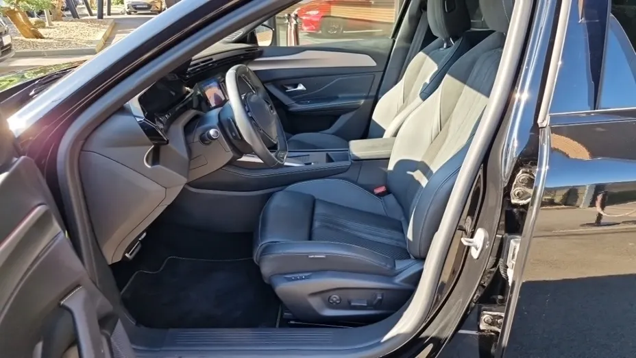 PEUGEOT 308 -