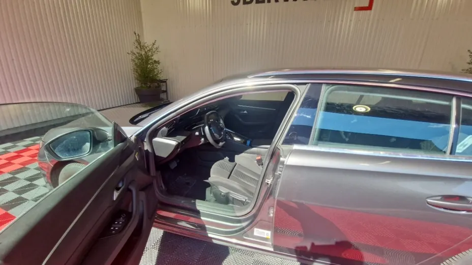 PEUGEOT 508 -