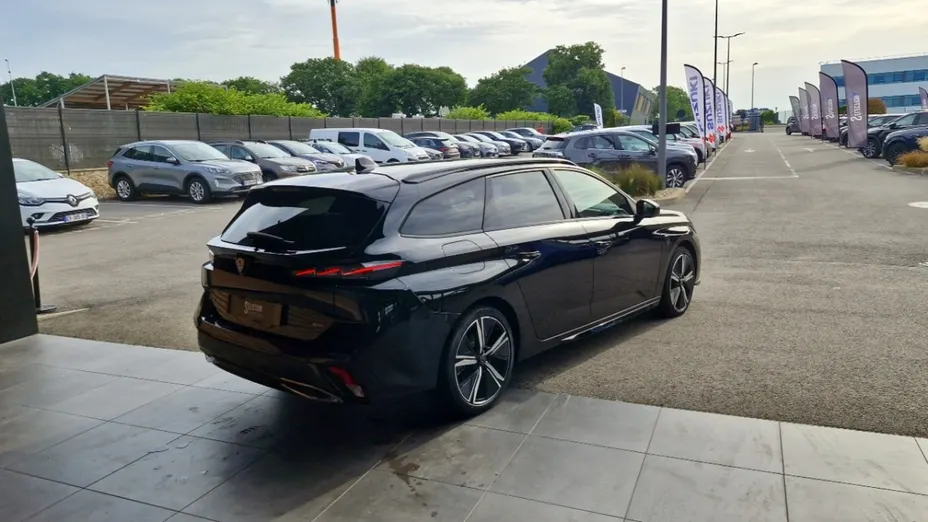 PEUGEOT 308 -