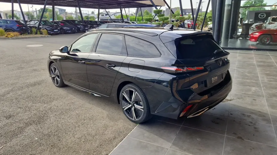 PEUGEOT 308 -