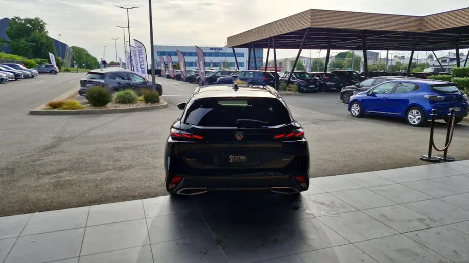 PEUGEOT 308 -