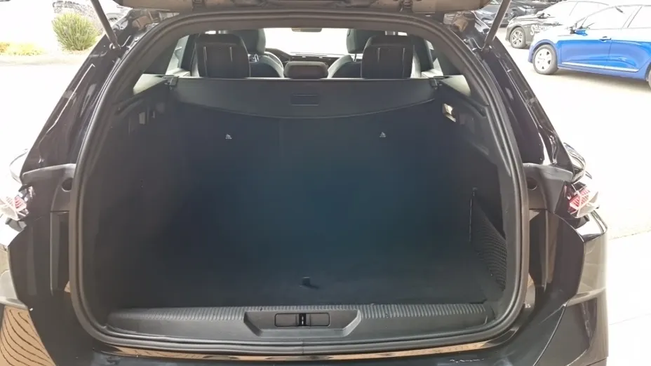 PEUGEOT 308 -