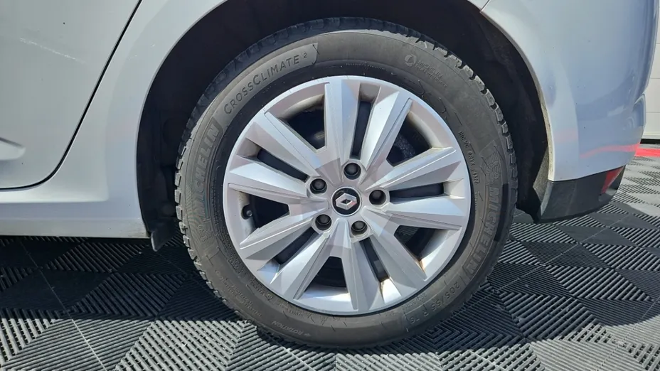 RENAULT Megane -