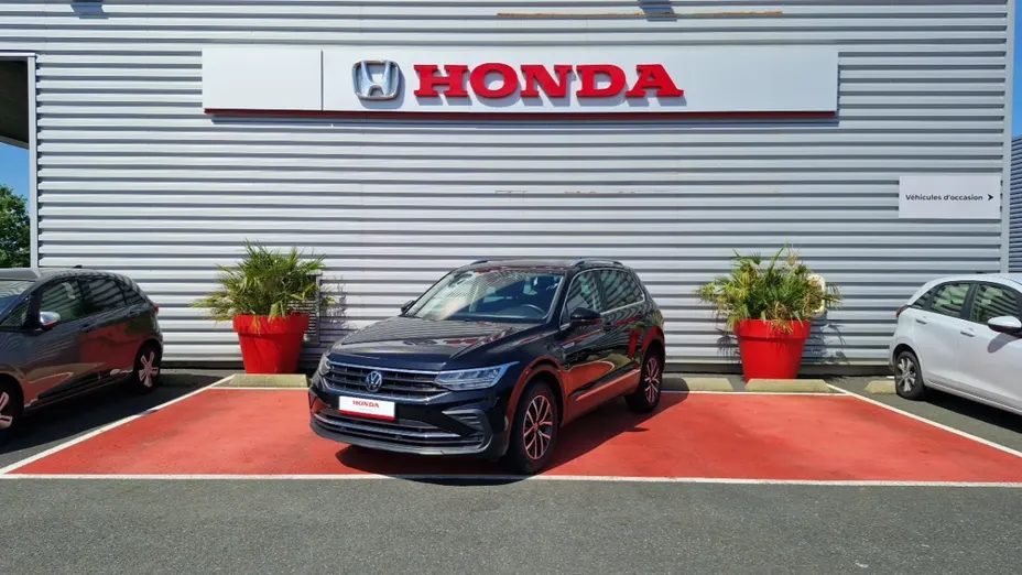 Volkswagen Tiguan -
