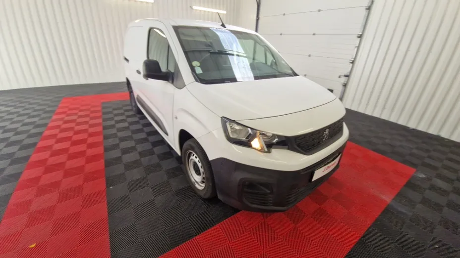 PEUGEOT Partner -