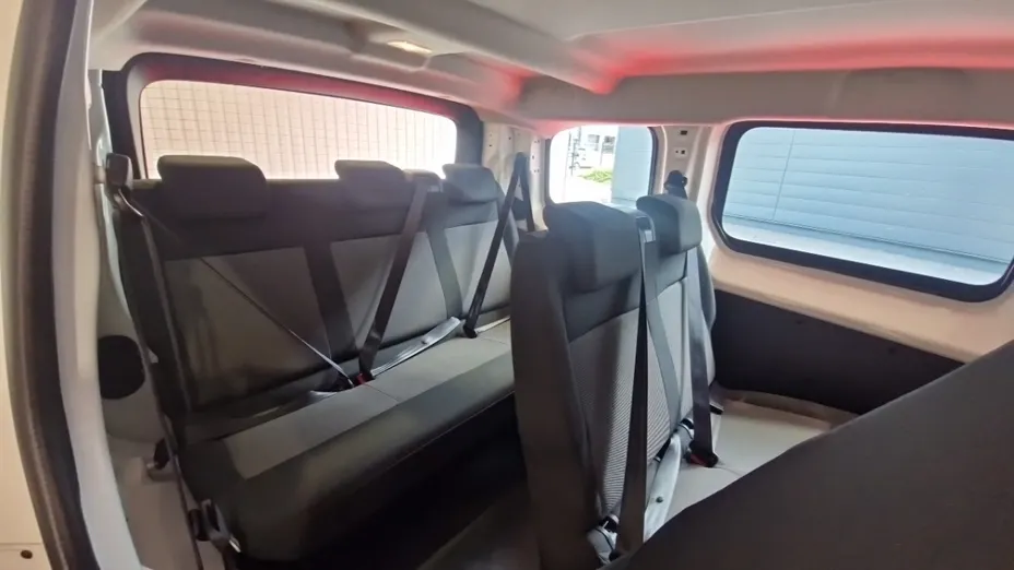 OPEL Vivaro -