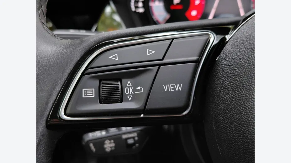 AUDI A3 Limousine -