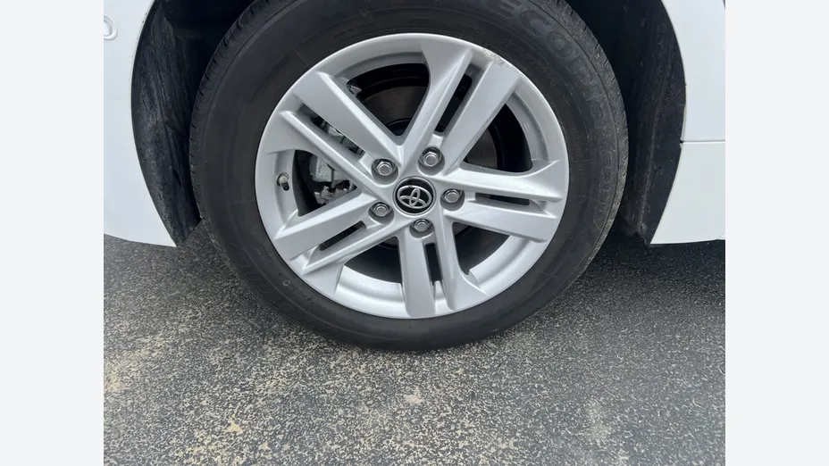 TOYOTA Corolla -