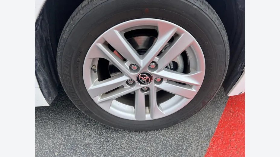TOYOTA Corolla -