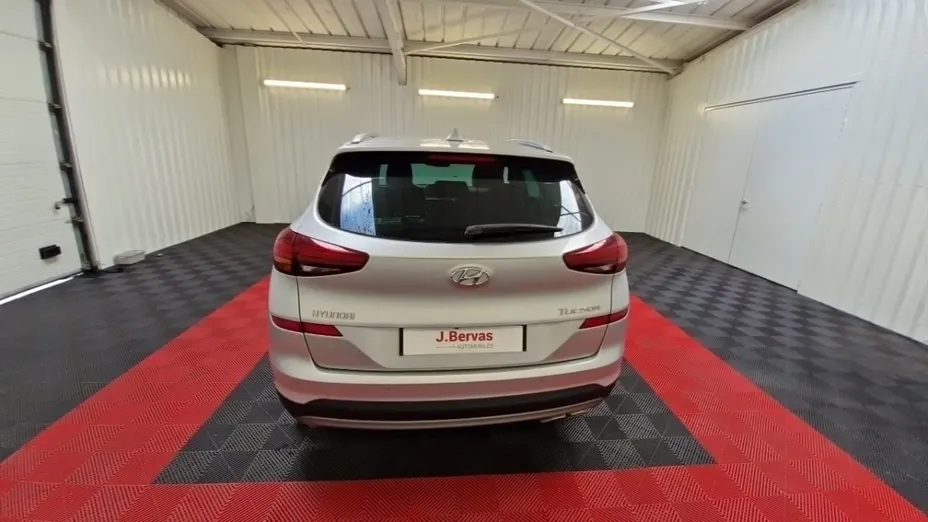 HYUNDAI Tucson -
