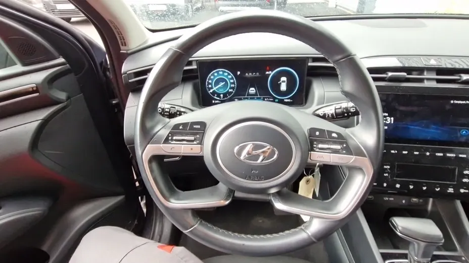 HYUNDAI Tucson -