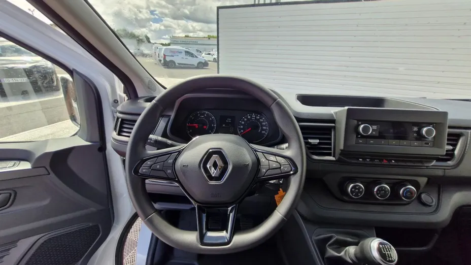 RENAULT Trafic -