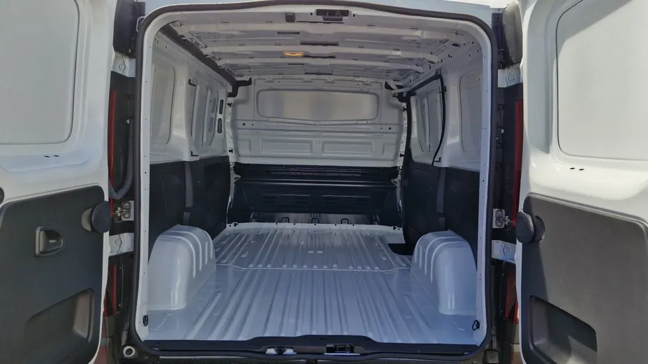 RENAULT Trafic -