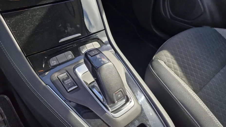 OPEL Grandland -