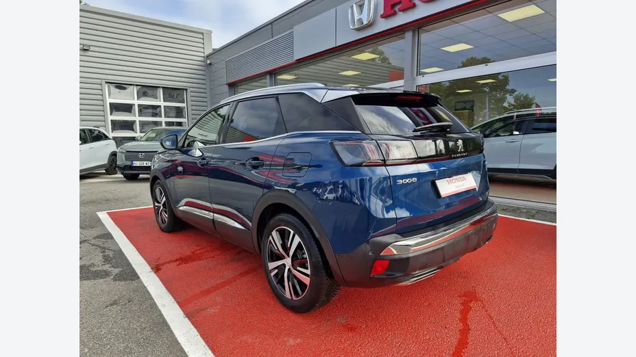 PEUGEOT 3008 -