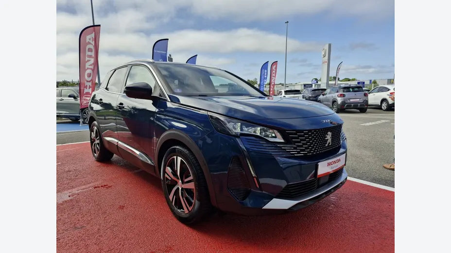 PEUGEOT 3008 -