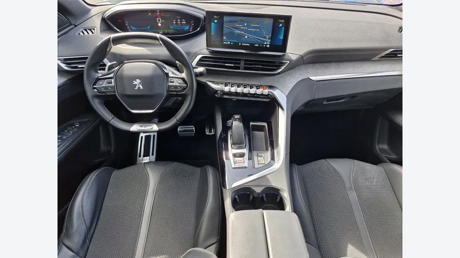 PEUGEOT 3008 -
