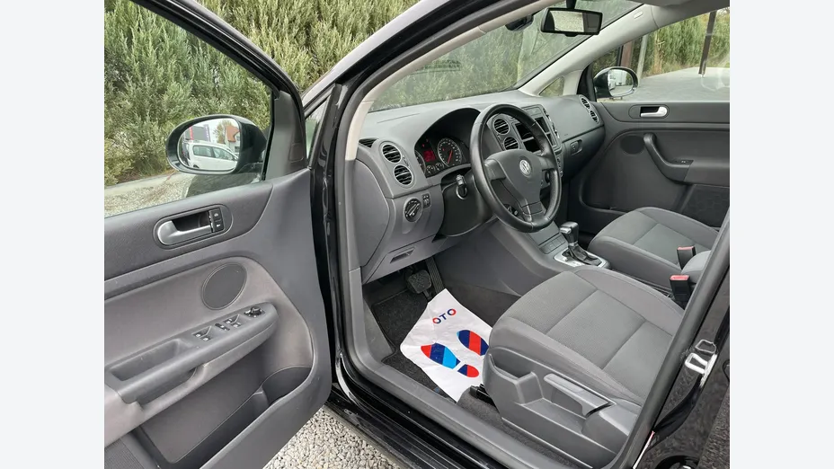 VOLKSWAGEN Golf Plus -