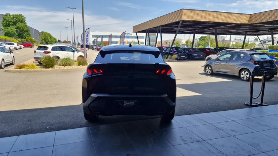 PEUGEOT 3008 -