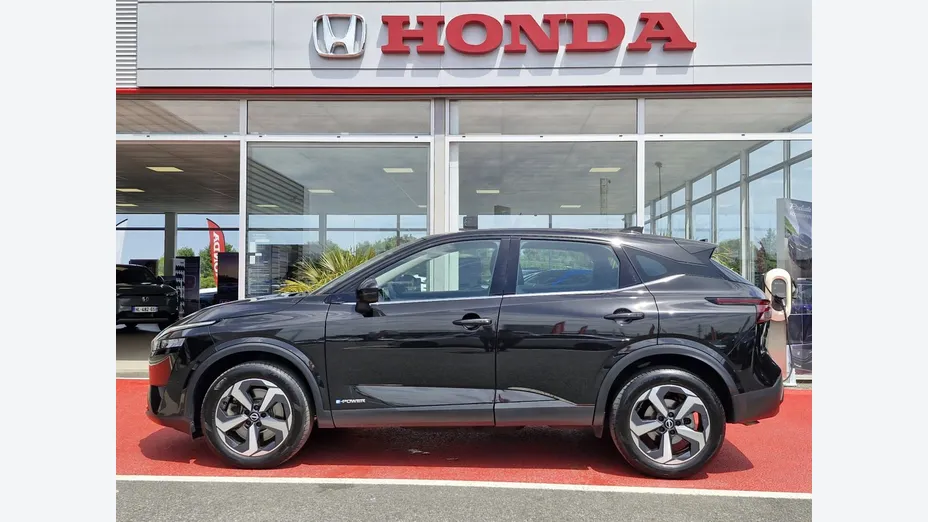 NISSAN Qashqai -