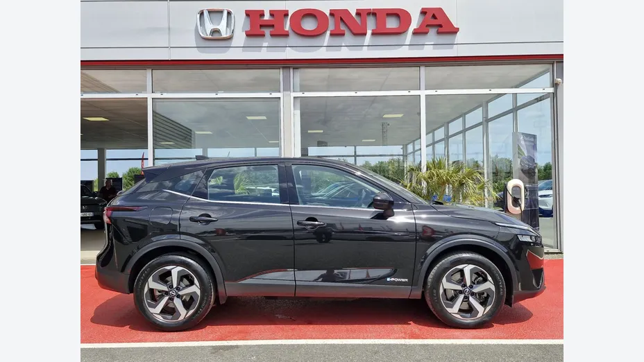 NISSAN Qashqai -