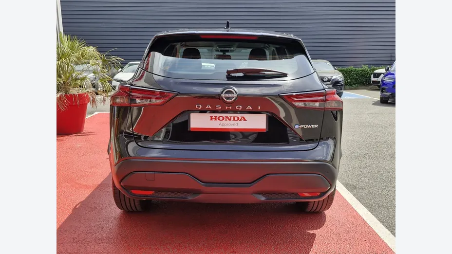 NISSAN Qashqai -
