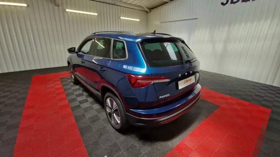 SKODA Karoq -