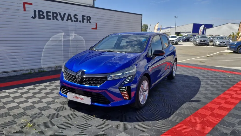 RENAULT Clio -