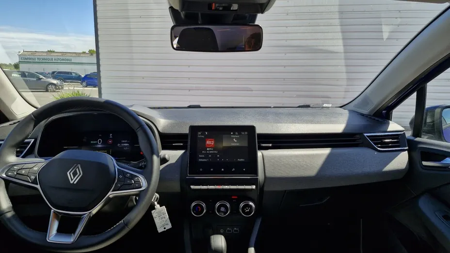 RENAULT Clio -
