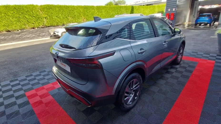 NISSAN Qashqai -